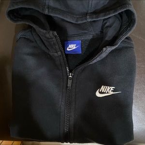 Offers 👍🏼! Nike Boys black Hoodie